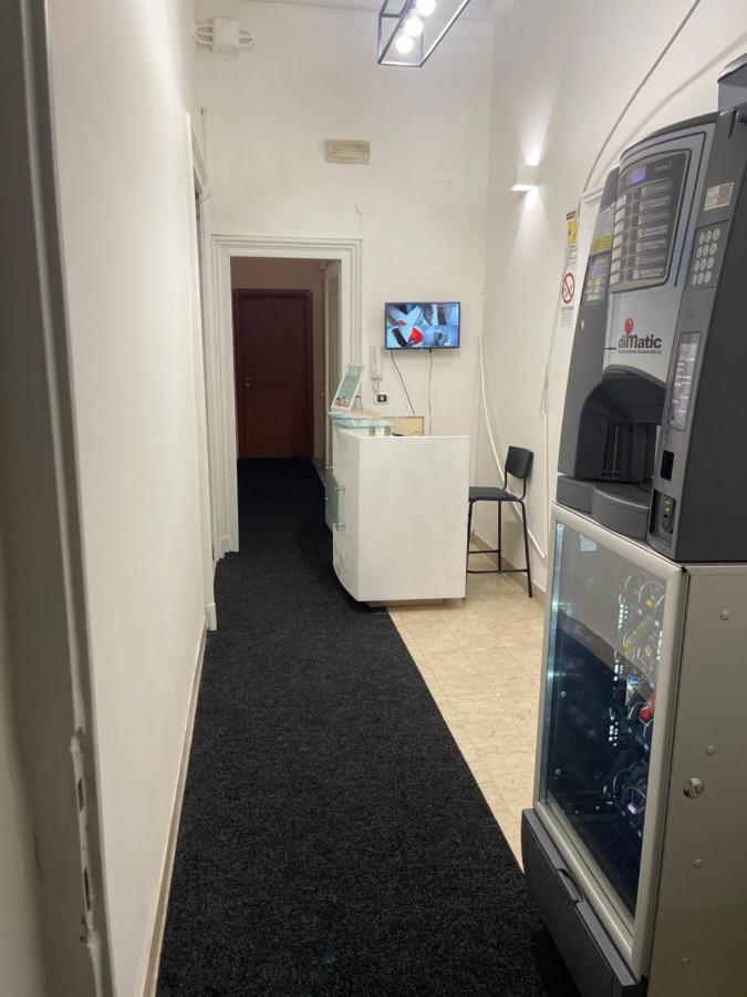 Hostel A I R H1O Neapol Zewnętrze zdjęcie
